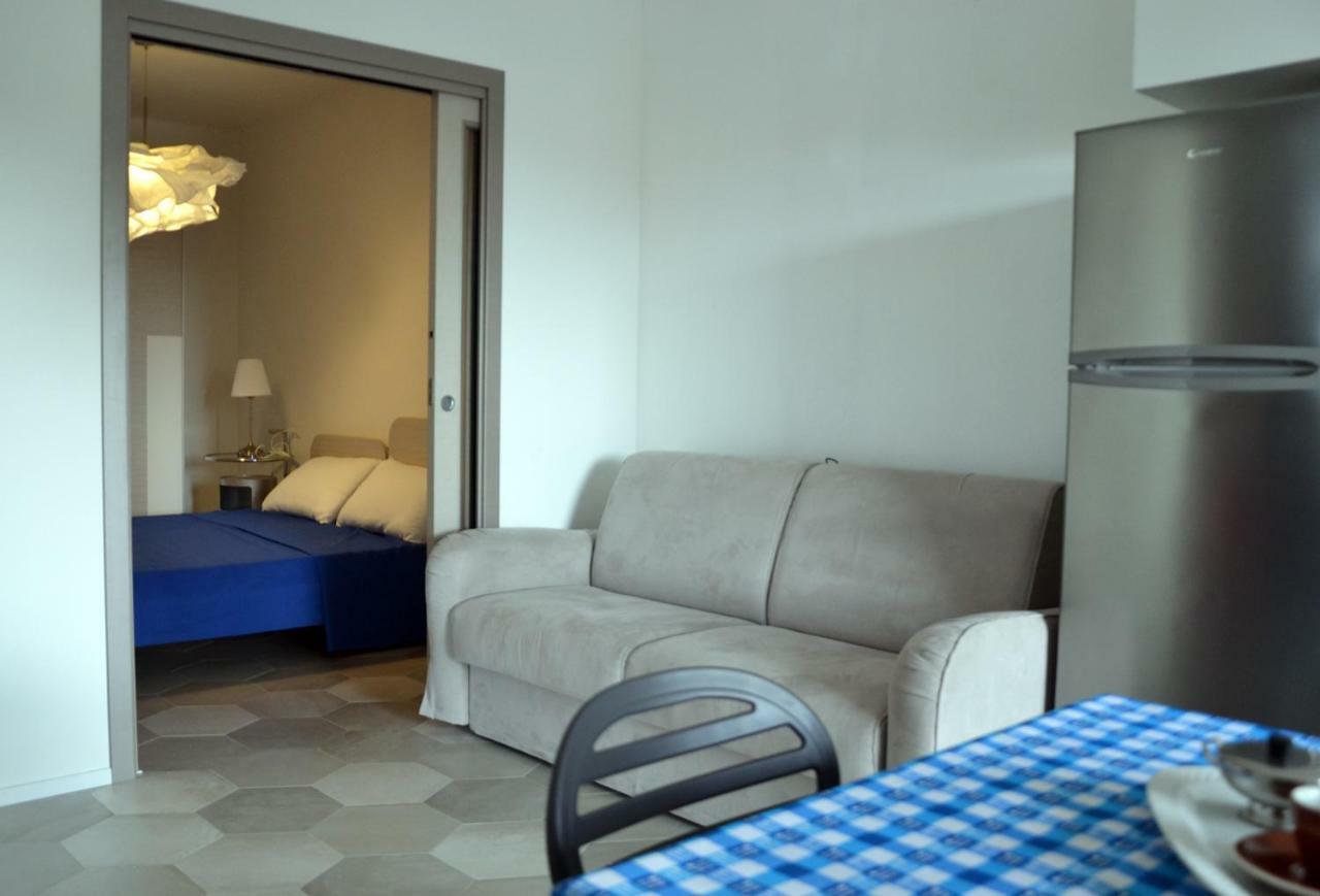Le Perle Dell'Isola Apartment อิโซลา โรสซา ภายนอก รูปภาพ