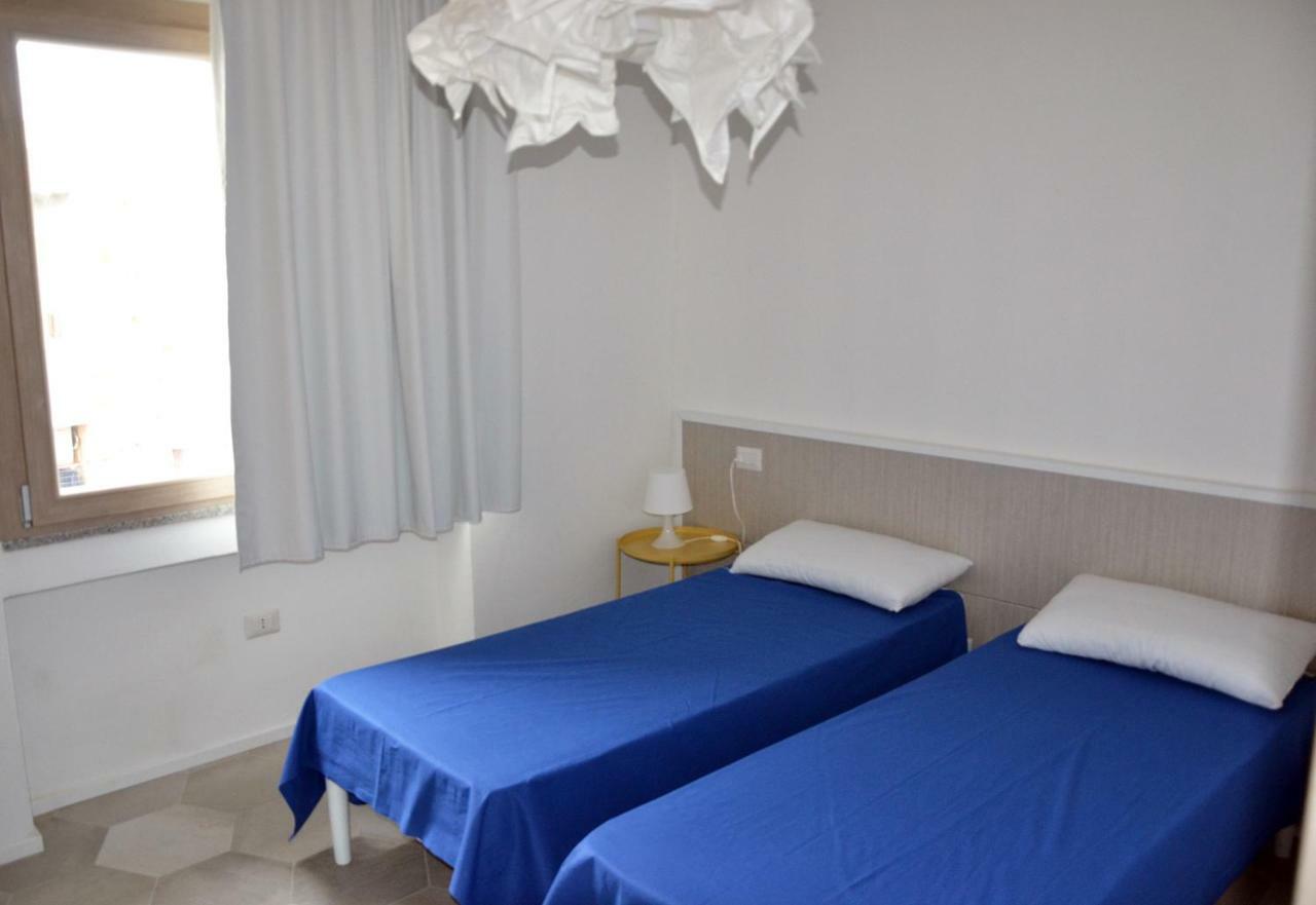 Le Perle Dell'Isola Apartment อิโซลา โรสซา ภายนอก รูปภาพ