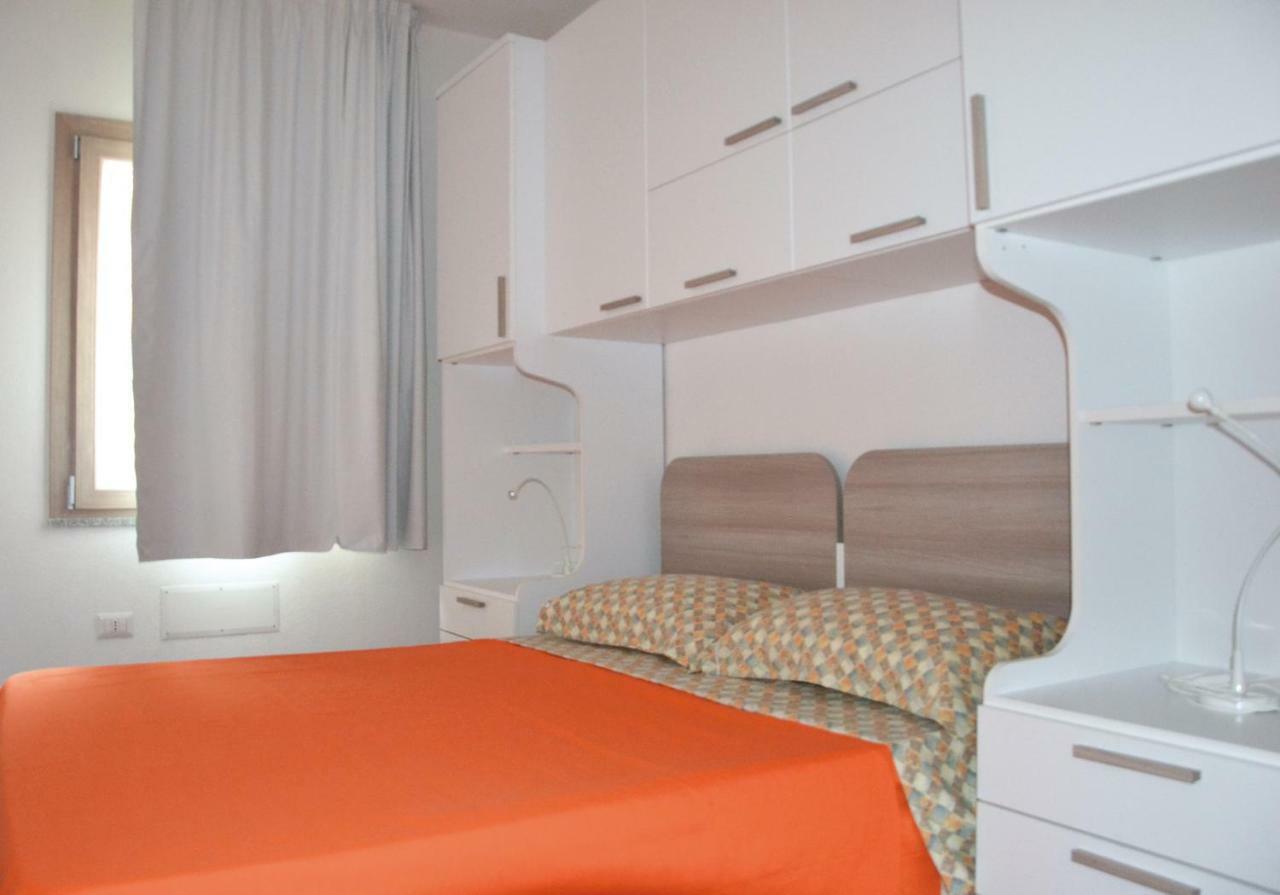 Le Perle Dell'Isola Apartment อิโซลา โรสซา ภายนอก รูปภาพ