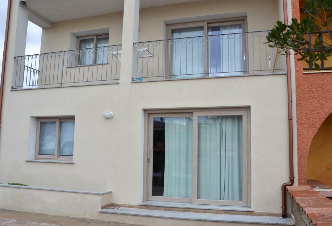 Le Perle Dell'Isola Apartment อิโซลา โรสซา ภายนอก รูปภาพ