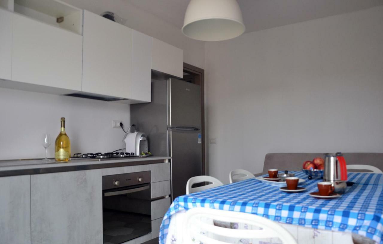 Le Perle Dell'Isola Apartment อิโซลา โรสซา ภายนอก รูปภาพ
