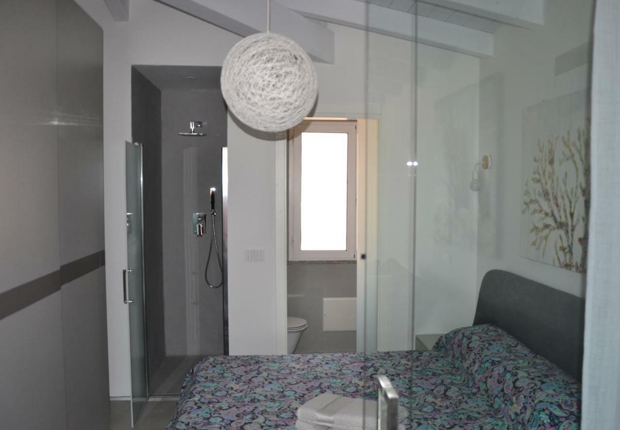 Le Perle Dell'Isola Apartment อิโซลา โรสซา ภายนอก รูปภาพ