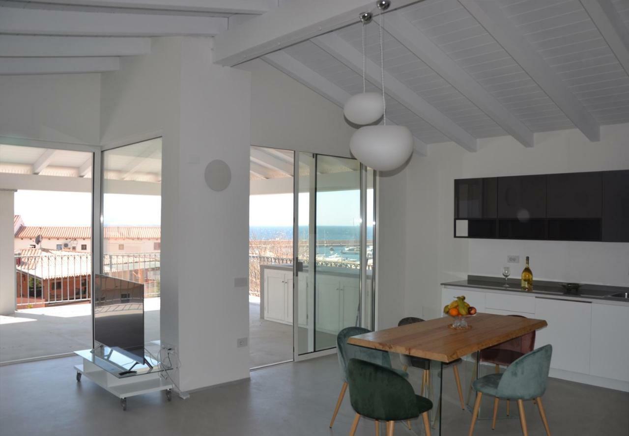 Le Perle Dell'Isola Apartment อิโซลา โรสซา ภายนอก รูปภาพ