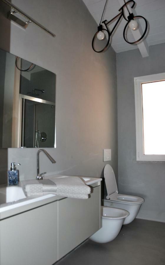 Le Perle Dell'Isola Apartment อิโซลา โรสซา ภายนอก รูปภาพ