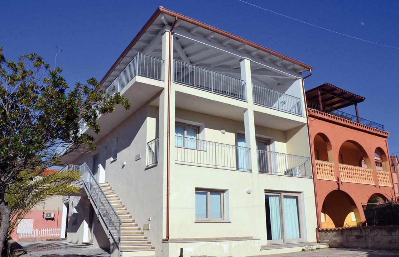 Le Perle Dell'Isola Apartment อิโซลา โรสซา ภายนอก รูปภาพ